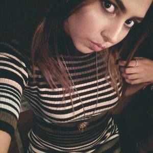 Meet your Posher, Angie